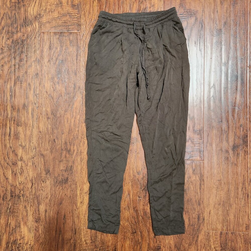 Olive green drawstring pants